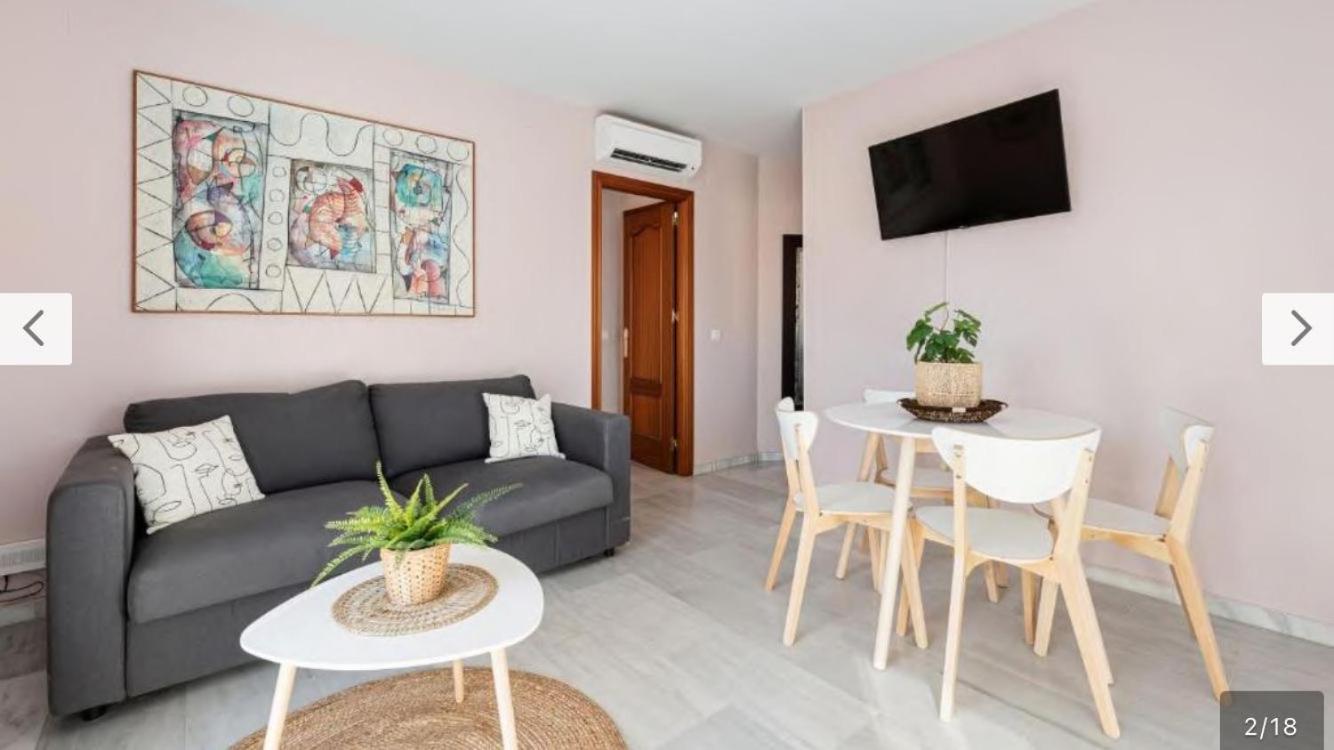 Luis Braille Apt Malaga Exterior photo